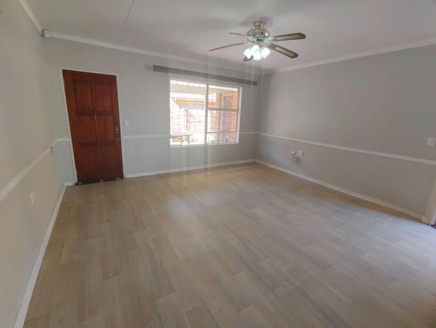 To Let 2 Bedroom Property for Rent in Fleurdal Free State